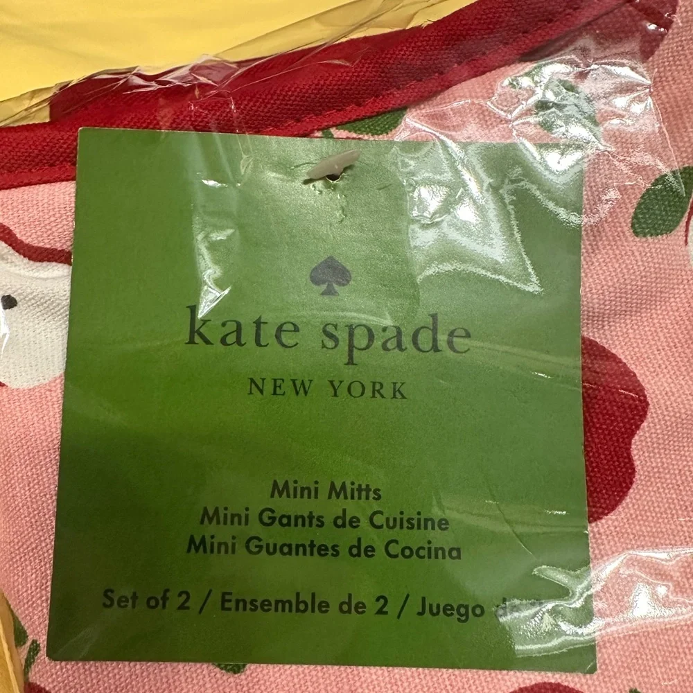 NIB Kate Spade Pink and Red Apple Oven Mitts - Picture 2 of 5